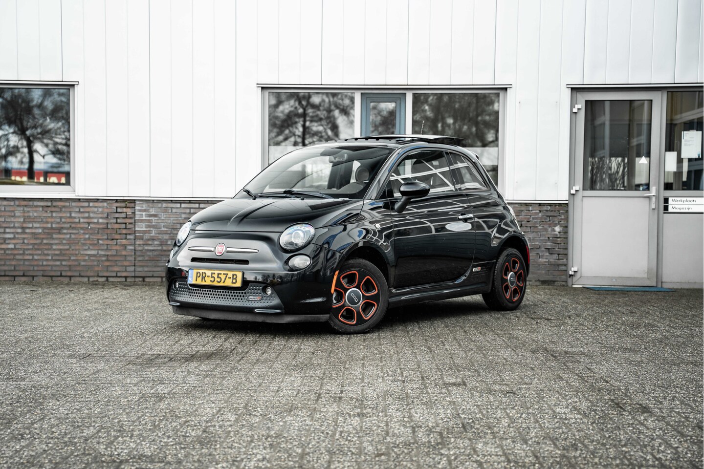 Fiat 500e - 24kwh | Schuif kanteldak | Panorma - AutoWereld.nl