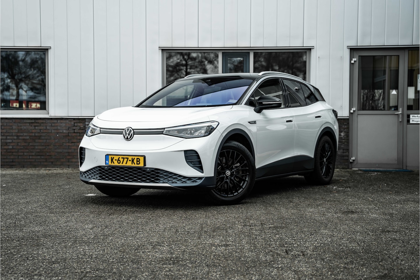 Volkswagen ID.4 - First 77kWh | Trekhaak | Stoelverwarming | Camera - AutoWereld.nl