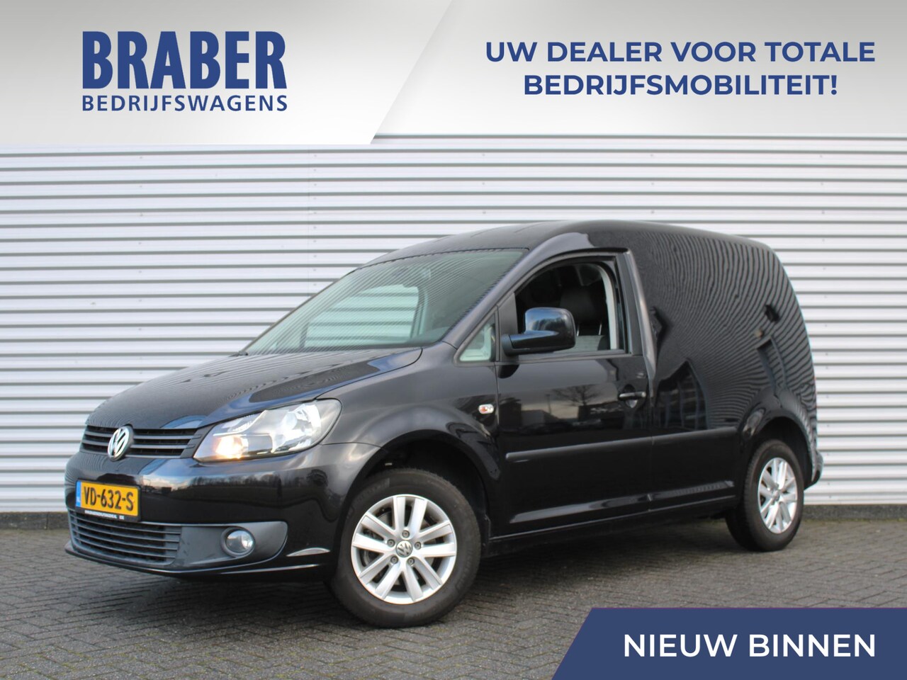 Volkswagen Caddy - 1.6 TDI | Trekhaak | Automaat | Airco | Cruise | PDC | Lichtsensor | 15" LM | Betonplex | - AutoWereld.nl