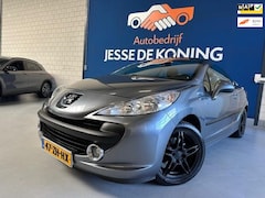 Peugeot 207 CC - 1.6 VTi / cabriolet/hardtop/ bj.2008 / kleur: grijs / NAP met 109428 km.en APK tot 02/2027