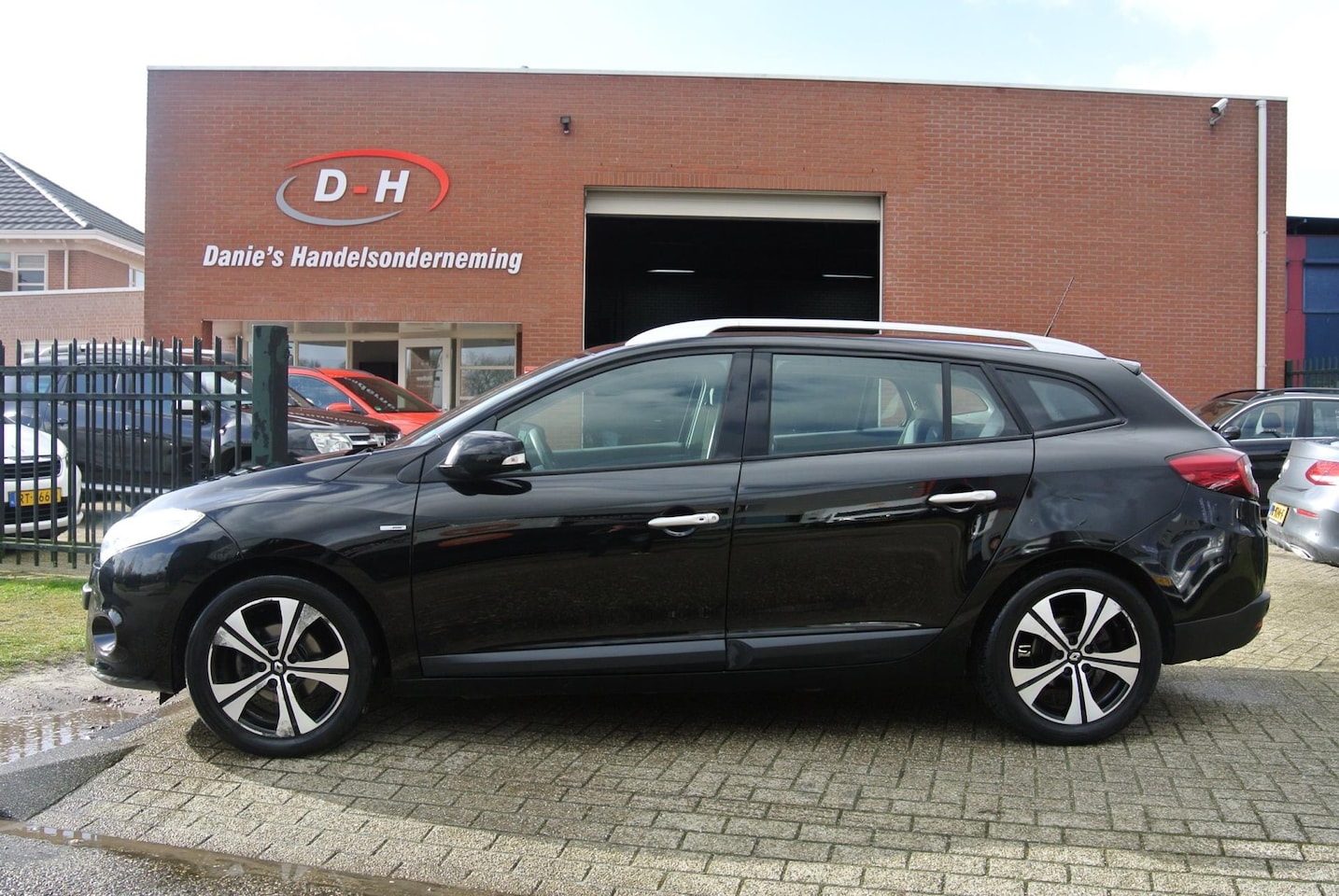 Renault Mégane Estate - 1.4 TCe Bose airco apk 18-11-2026 inruil mogelijk nap - AutoWereld.nl