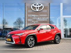 Lexus UX - 250h Preference Line Automaat 184pk | Trekhaak | Dodehoekdetectie | Parkeersensoren | Appl