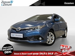 Toyota Auris - 1.8 HYBRID | AUTOMAAT | DYNAMIC | DEALERONDERHOUDEN |