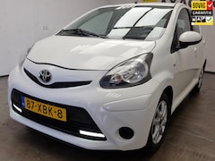 Toyota Aygo - 1.0 VVT-i Aspiration UNIEKE KM MET GARANTIE AIRCO