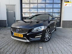 Volvo V60 - 2.4 D6 AWD Plug-In Hybrid Summum