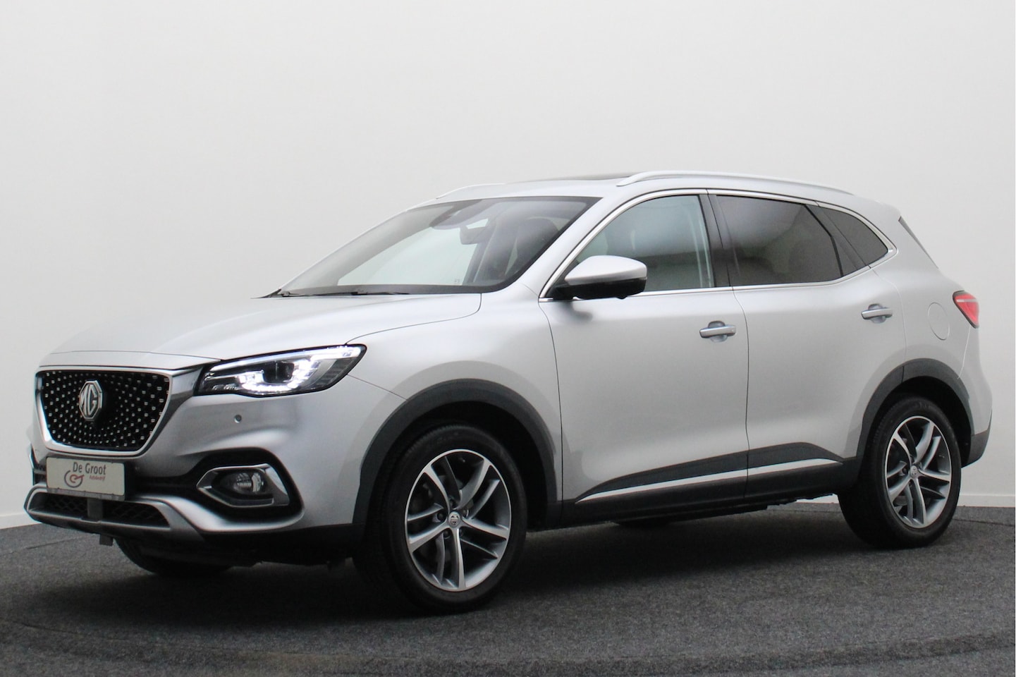 MG EHS - 1.5 TGDI Luxury Leer, 360° Camera, ACC, Panoramadak, Apple Carplay, PDC, DAB, LED, 18'' - AutoWereld.nl