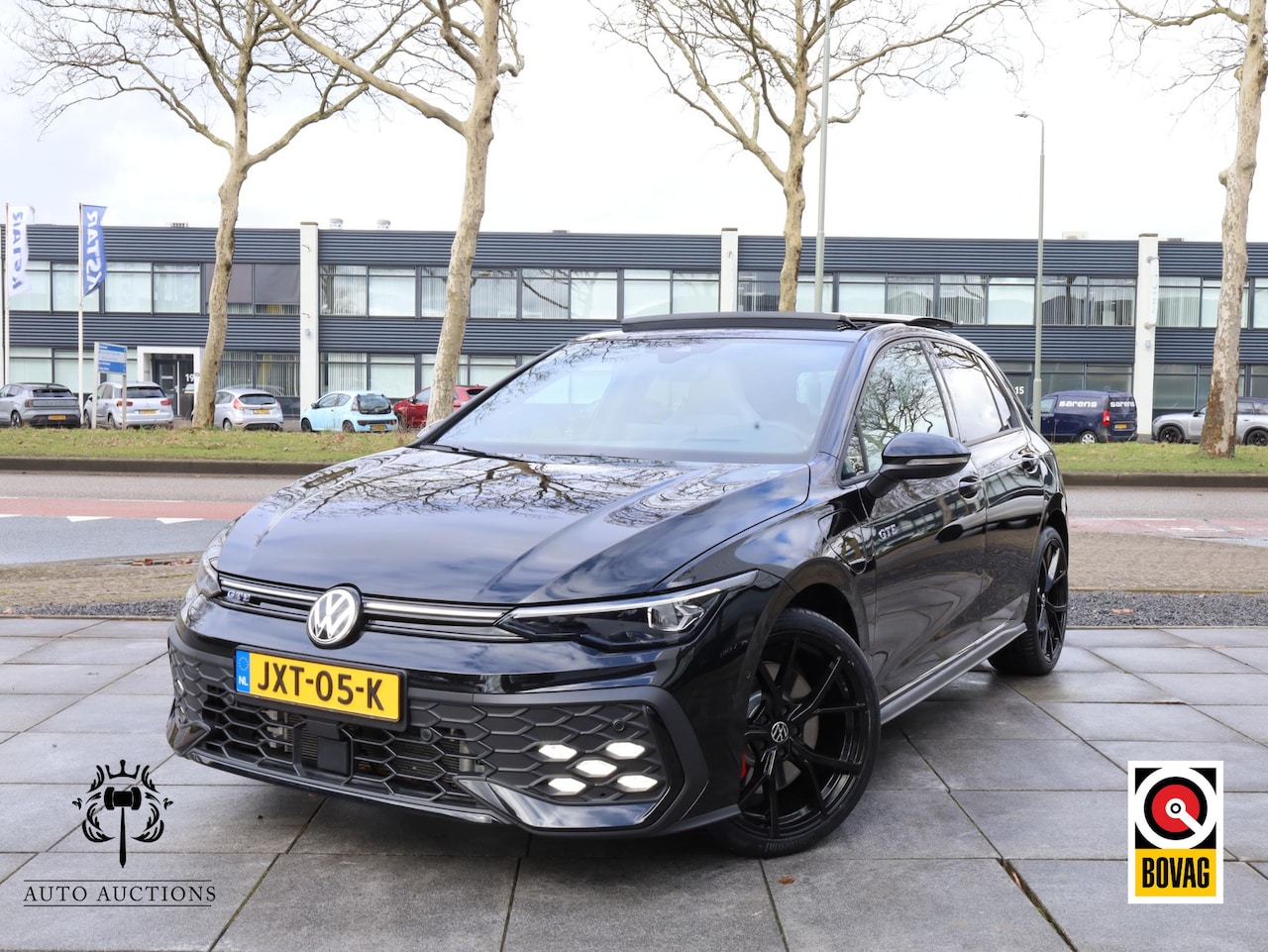 Volkswagen Golf - GTE 272PK | Full Options | Panodak | Leer | Stoel Ventilatie | Head-up | Keyless | Camera - AutoWereld.nl