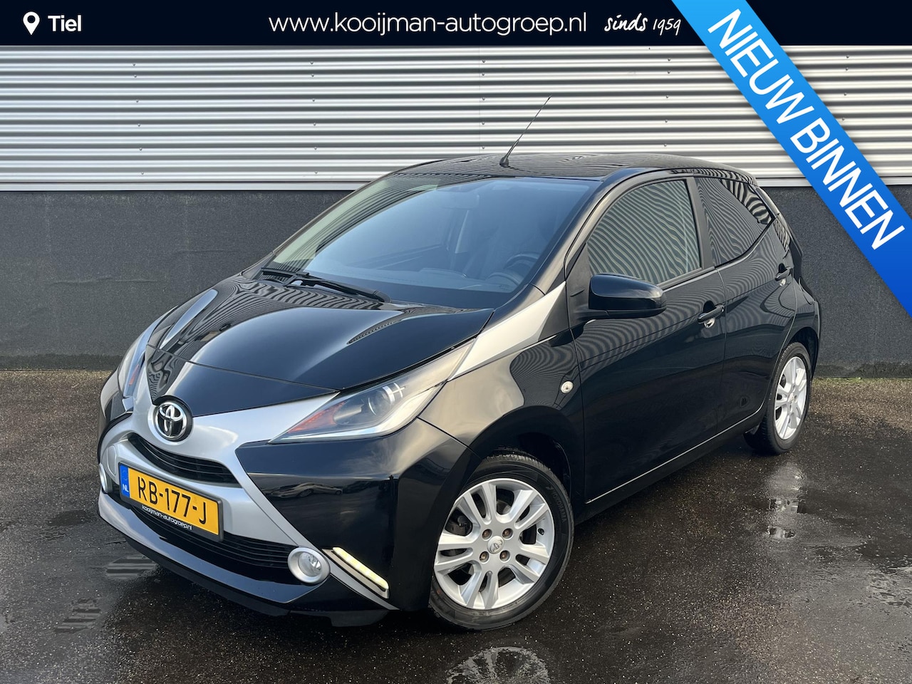 Toyota Aygo - 1.0 VVT-i x-joy Nieuw geleverd incl: Climate control, Parkeerhulp camera, Navigatie, LM ve - AutoWereld.nl