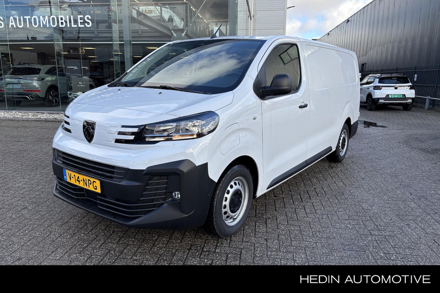 Peugeot e-Expert - EV L2 75 kWh | Surround NAV pakket | Comfort Scheidingswand | Reservewiel | On Board Charg - AutoWereld.nl