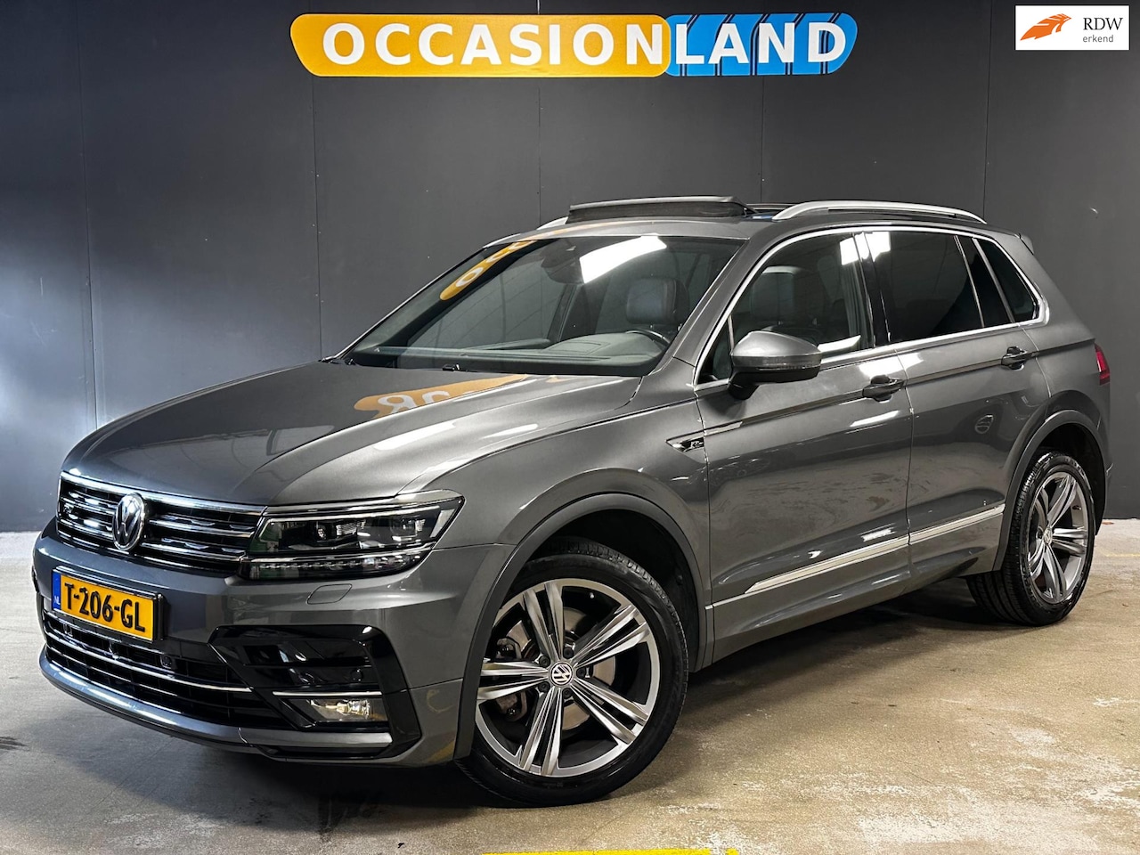 Volkswagen Tiguan - 2.0 TSI 4Motion Highline Business R-Line|PANO|LED|KEYLESS|LEDER|MEMORY|HUD|DYNAUDIO|ACC|ST - AutoWereld.nl