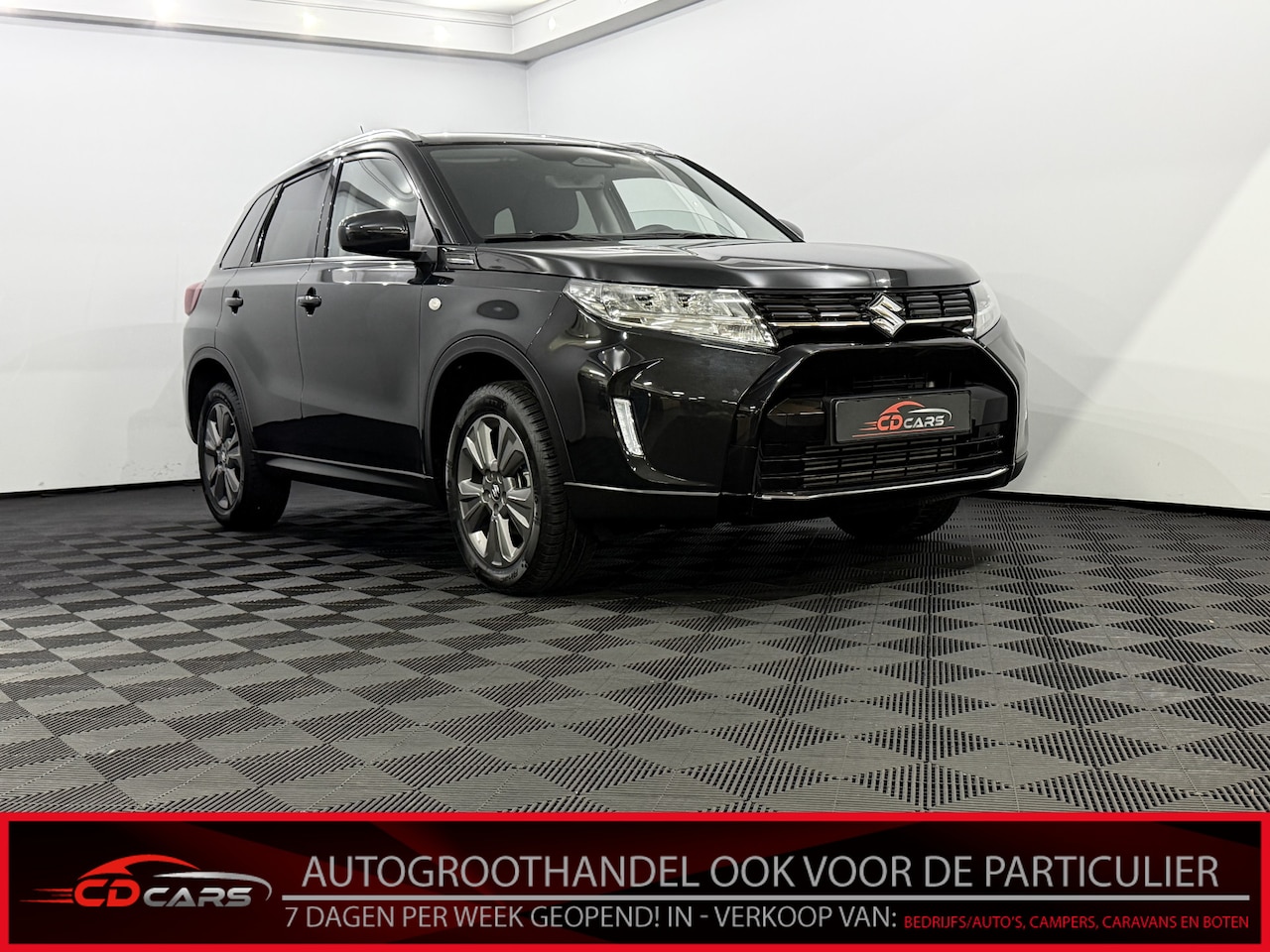 Suzuki Vitara - 1.4 Boosterjet Select Smart Hybrid Camera, Navi, Stoelverwarming, Keyless start, Rijstrook - AutoWereld.nl