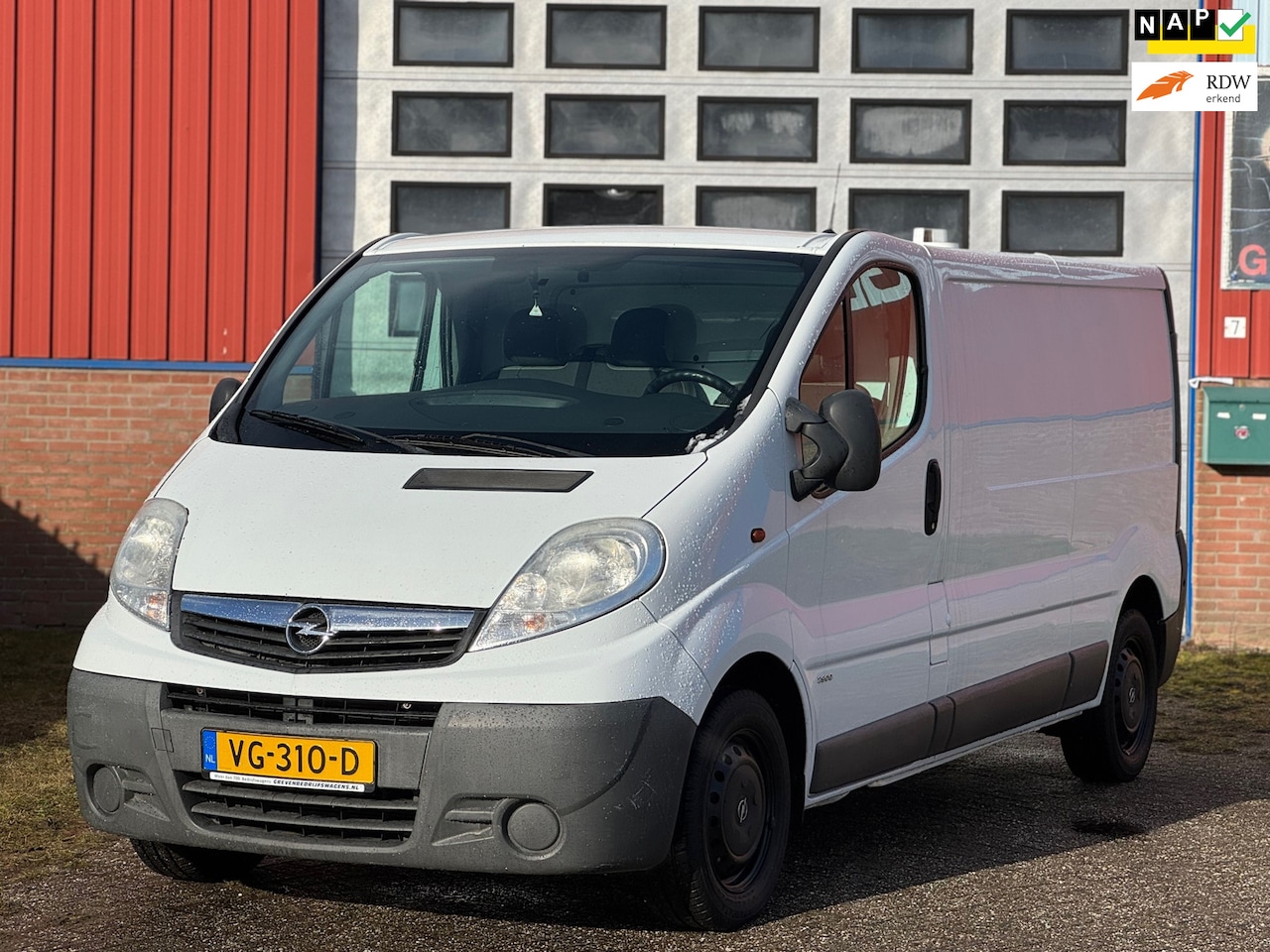 Opel Vivaro - 2.0 CDTI L2H1 DC EcoFLEX / 2013 / Airco / Navi / Cruise - AutoWereld.nl