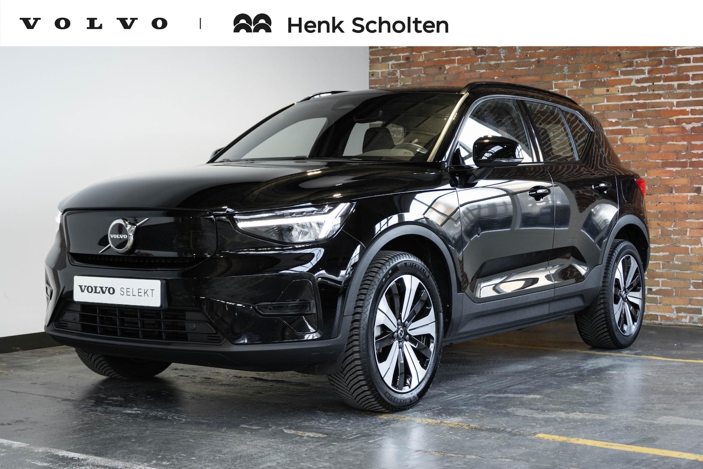 Volvo XC40 - Recharge Core 70 kWh | Stoelverwarming | Stuurwielverwarming | 4-seizoenen banden | Warmte - AutoWereld.nl