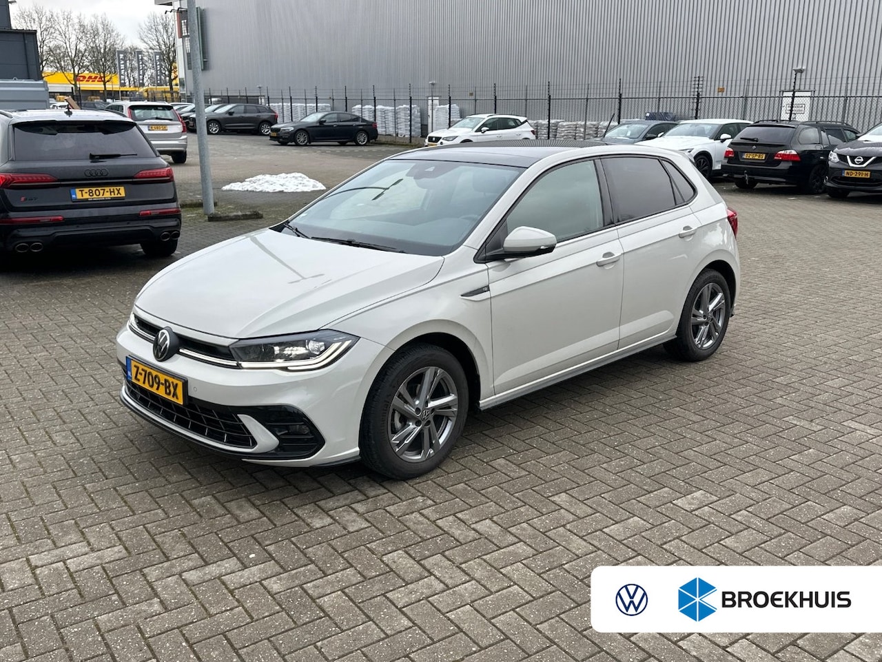 Volkswagen Polo - 1.0 TSI 95 pk R-Line | Achteruitrijcamera | Panoramadak | Cruise control adaptief | - AutoWereld.nl