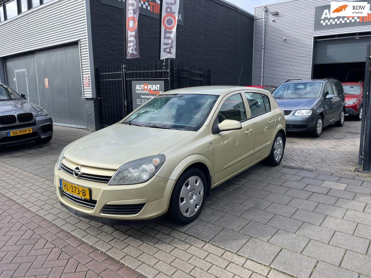 Opel Astra - 1.6 Sport 2e Eigenaar! Airco NAP APK 1 Jaar - AutoWereld.nl