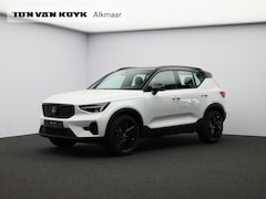 Volvo XC40 - 2.0 B4 Plus Black Edition / Nubuck Bekleding / Harman Kardon / Stoel+Stuurverwarming / Ada