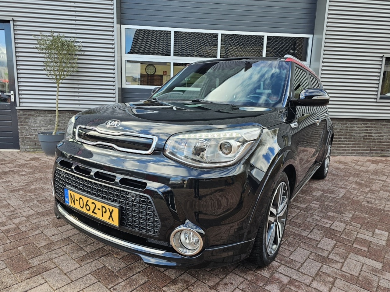 Kia Soul - | Pano | Trekhaak | Airco | 1.6 Rhythm - AutoWereld.nl