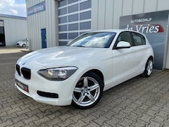 BMW 1-serie - 116i Business 5-Drs. Automaat / Airco / PDC V&A / Stoelverw. / LMV