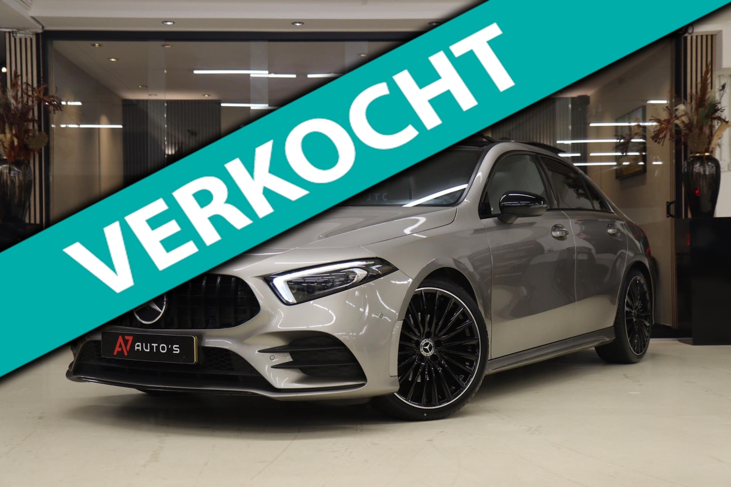 Mercedes-Benz A-klasse - 200 AMG NAP Pano/Carplay/Keyless/Memory/Sfeerver/VOL - AutoWereld.nl