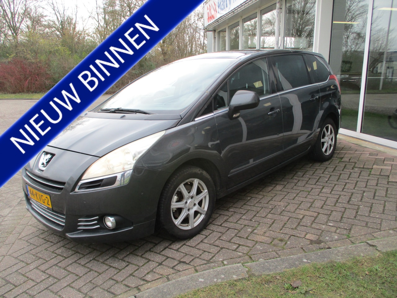 Peugeot 5008 - 1.6 THP Blue Lease Executive 7p. Keurige Auto! 7 Persoons. - AutoWereld.nl