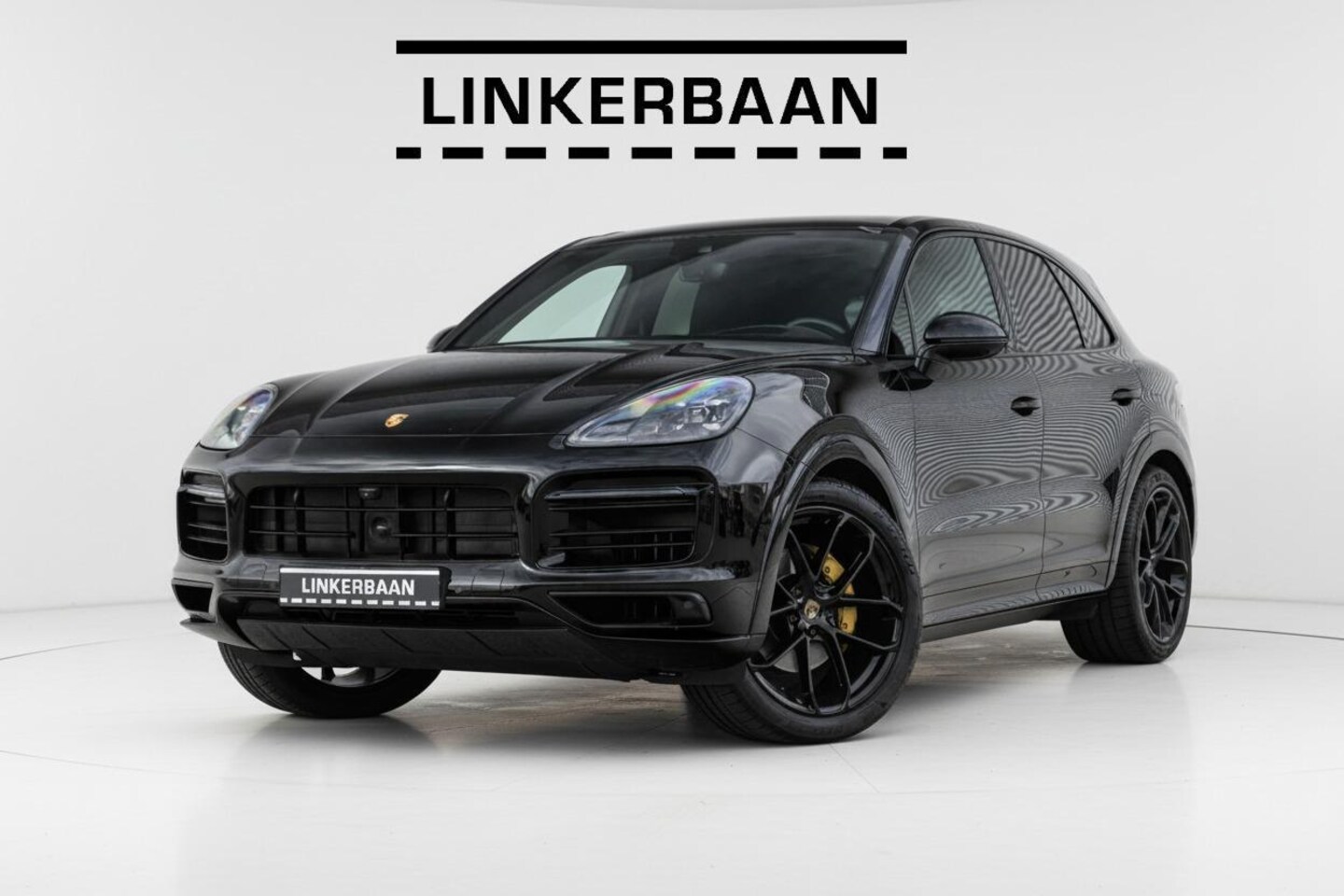 Porsche Cayenne - 3.0 E-Hybrid | Platinum Edition | Full Option | SportDesign | Panodak | 22 inch | Trekhaak - AutoWereld.nl
