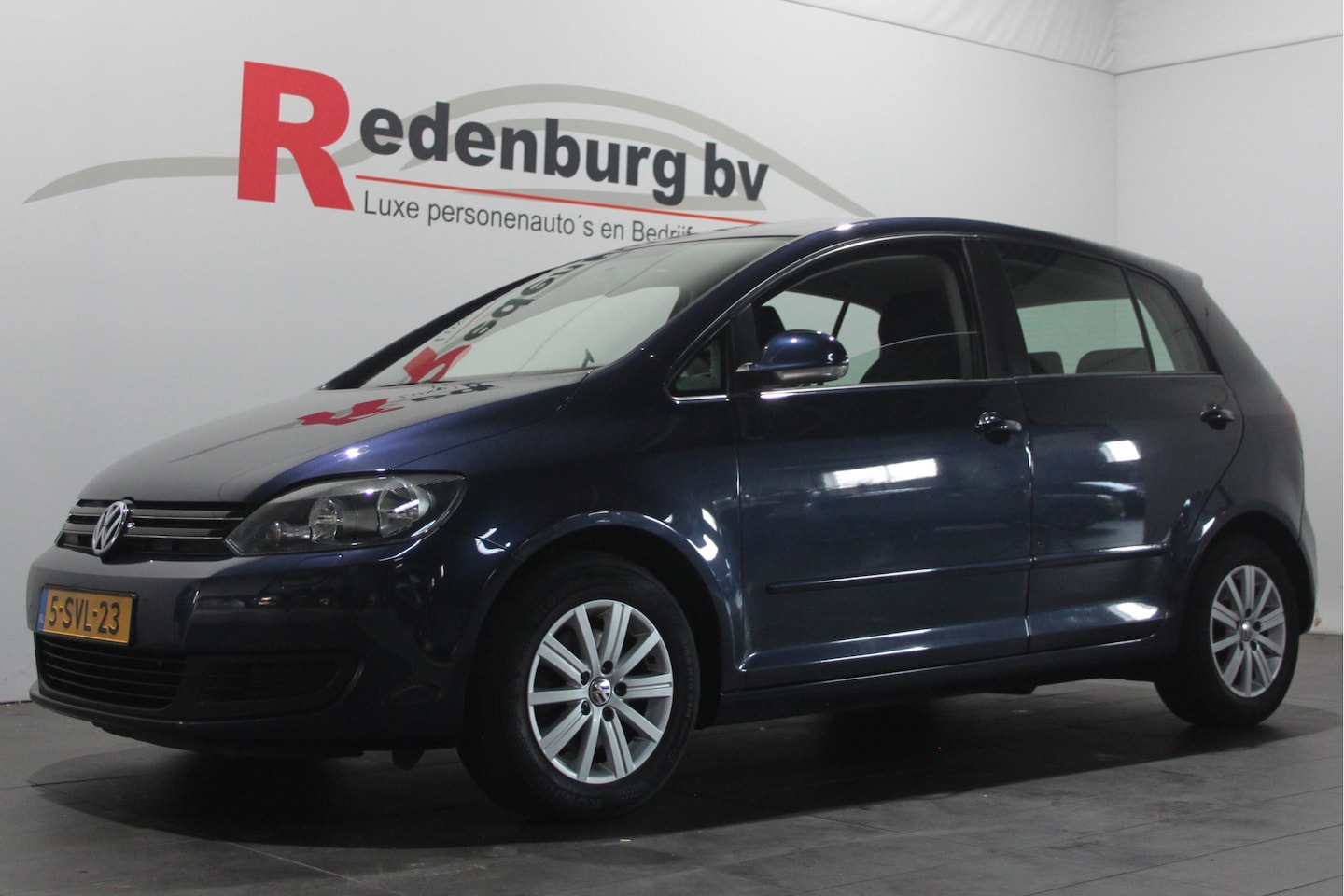 Volkswagen Golf Plus - 1.6 TDI BlueMotion - Radio / Cruise / Trekhaak - AutoWereld.nl