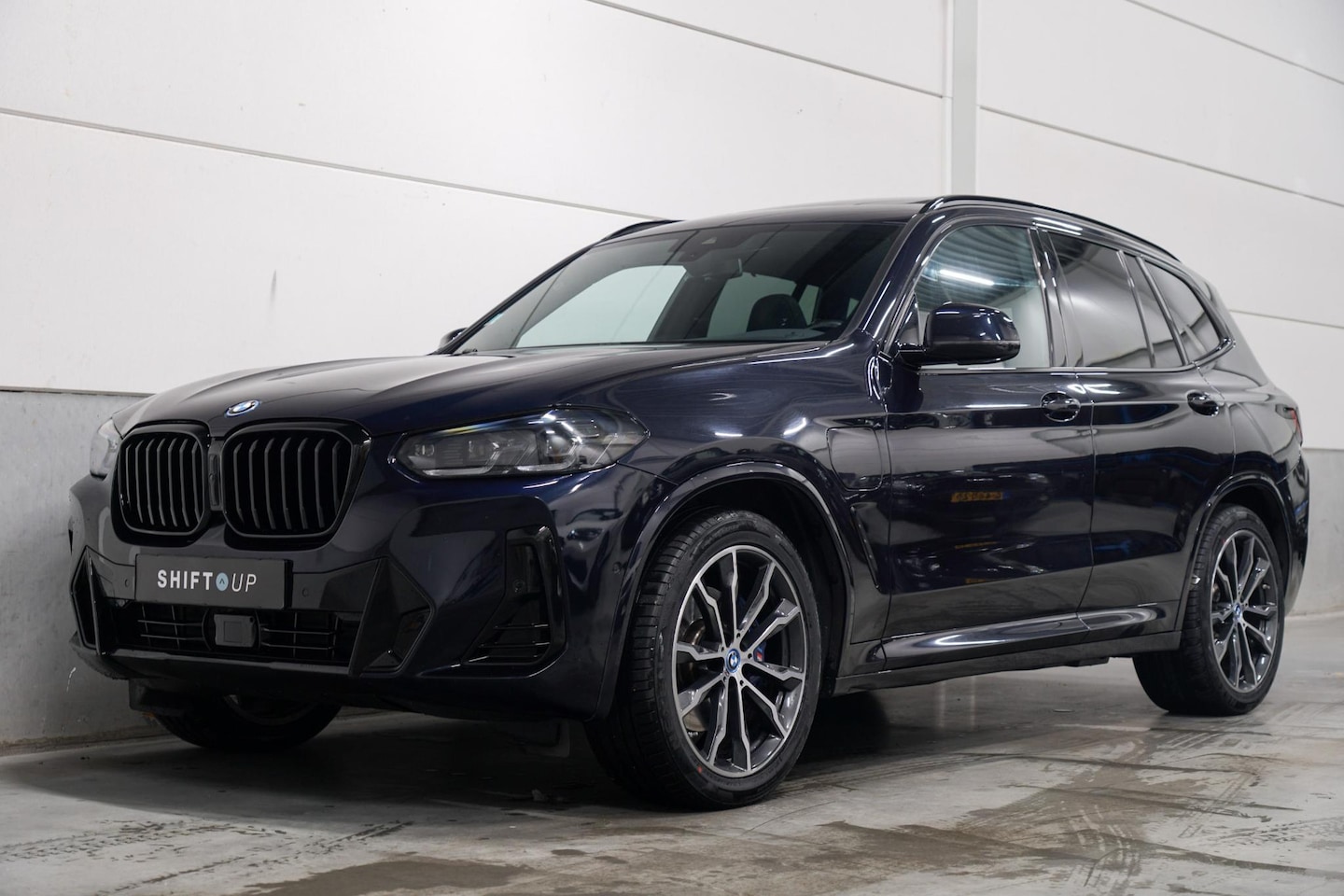 BMW X3 - xDrive30e M-Sport | M-Stoelen | Panoramadak | Harman Kardon | Adapt. Cruise Control - AutoWereld.nl
