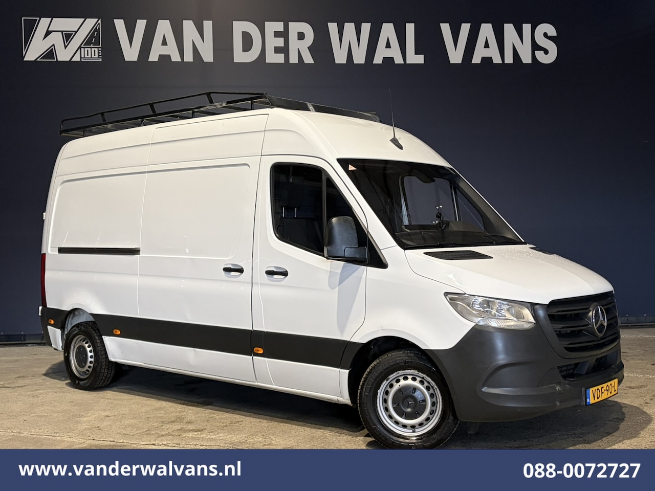 Mercedes-Benz Sprinter - 314 CDI 143pk L2H2 Euro6 Airco | Imperiaal | Trekhaak | Parkeersensoren Bijrijdersbank - AutoWereld.nl