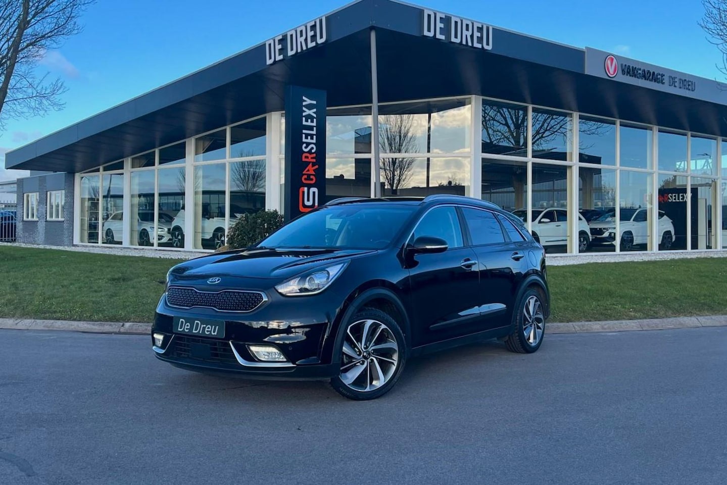 Kia Niro - 1.6 GDi Hybrid ExecutiveLine | TREKHAAK | CAMERA | JBL | ADAPTIVE CRUISE | - AutoWereld.nl
