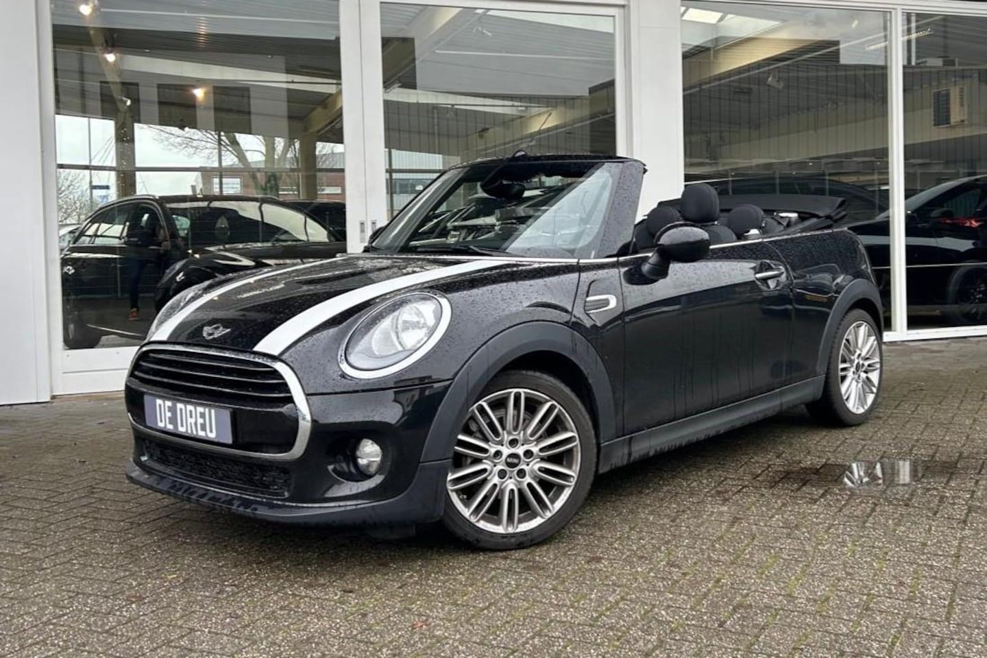 MINI Cooper - Mini 1.5 Chili Serious Business | AUTOMAAT | STOELVERW | NAVIGATIE | - AutoWereld.nl
