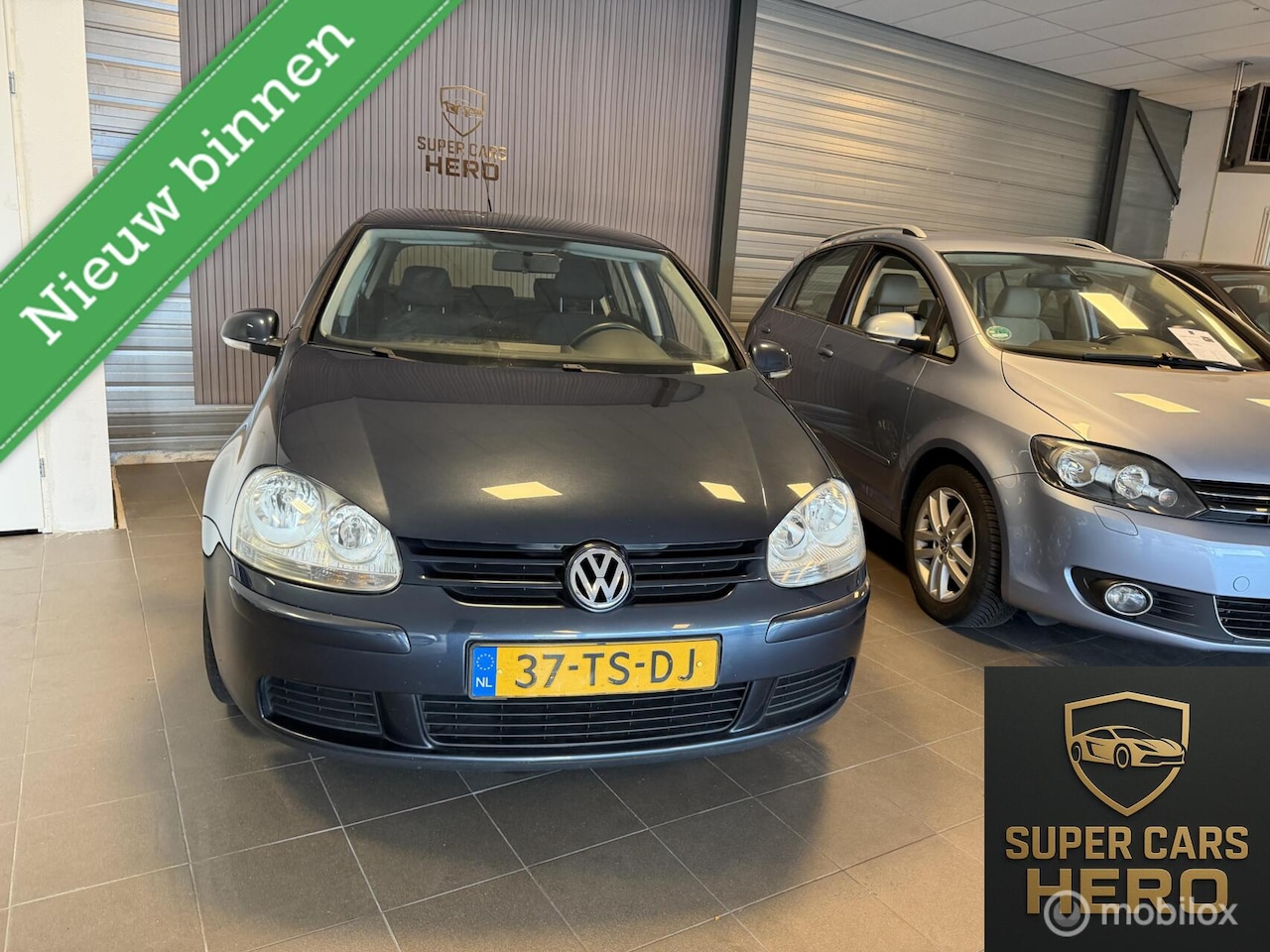 Volkswagen Golf - 1.6 FSI Optive 3 1.6 FSI Optive 3 - AutoWereld.nl