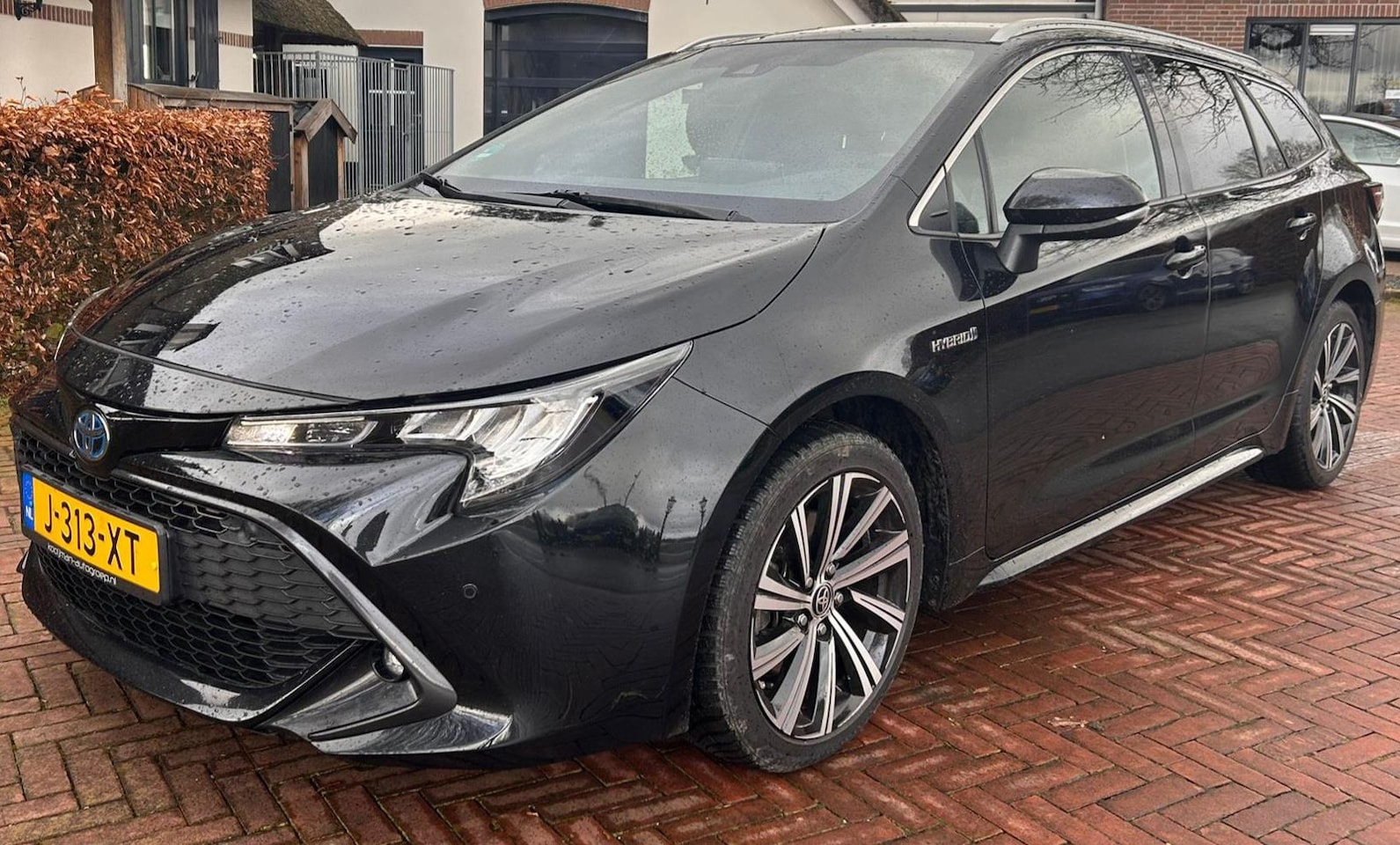 Toyota Corolla Touring Sports - 2.0 Hybrid Business Plus Camera Leder 1e Eig. - AutoWereld.nl