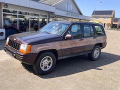 Jeep Grand Cherokee - 5.2i V8 Limited Bijtellings-vriendelijk + 25 jr en 3500 kg trekgewicht !