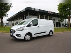 Ford Transit Custom - 300 L2H1 2.0 TDCI 130pk | LAGE PRIJS DOOR LICHTE SCHADE |