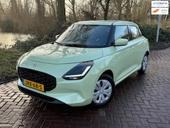 Suzuki Swift - 1.2 Comfort Smart Hybrid 6 X SWIFT 1Eig. 4800km b.j.12-2024 Carplay , Camera PDC , Adaptiv