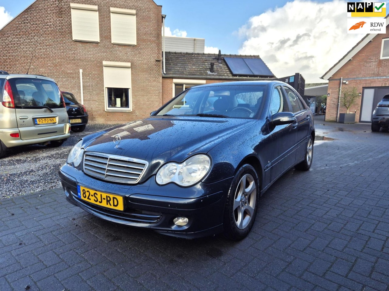 Mercedes-Benz C-klasse - 180 K. Classic 6 Vers. 177807 Km !!! - AutoWereld.nl