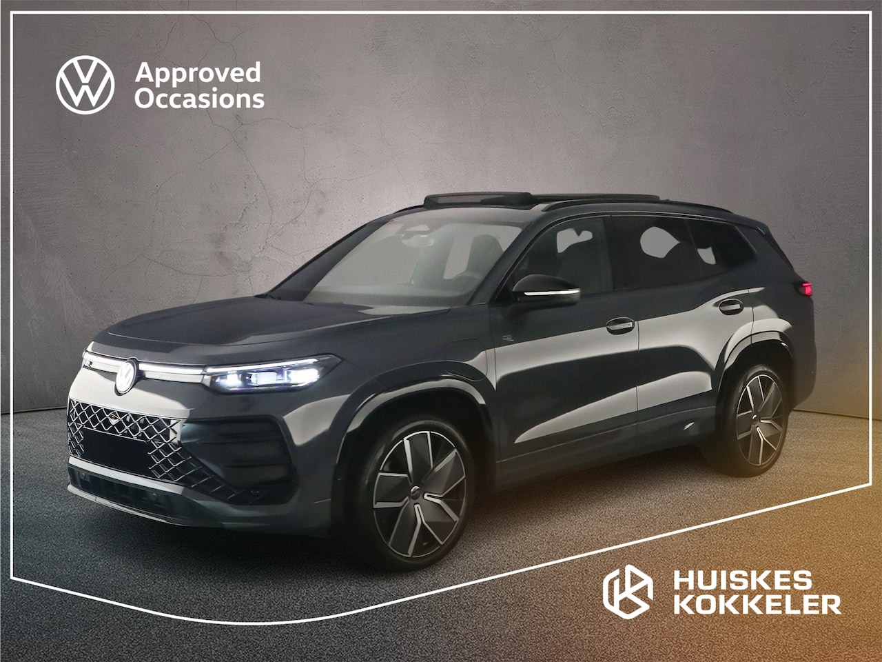 Volkswagen Tayron - R-Line Edition 1.5 TSI eHybrid 272pk DSG Automaat Trekhaak, Panoramadak, Black style, Adap - AutoWereld.nl