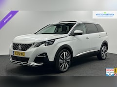 Peugeot 5008 - 1.2 PureTech Blue Lease Premium Avantage PANO CAMERA TREKHAAK CARPLAY NAVI LM