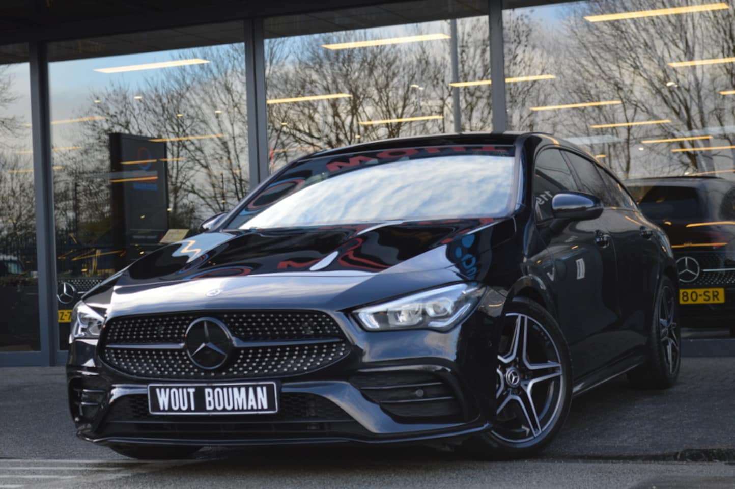 Mercedes-Benz CLA-klasse Shooting Brake - 200 AMG Led Panorama Widescreen Sfeer Camera Night Augmented Pdc - AutoWereld.nl