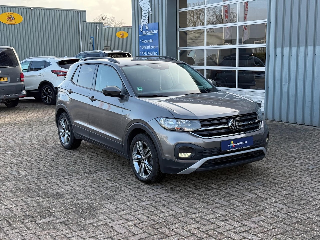 Volkswagen T-Cross - 1.5 TSI Style Business R 1.5 TSI Style Business R - AutoWereld.nl