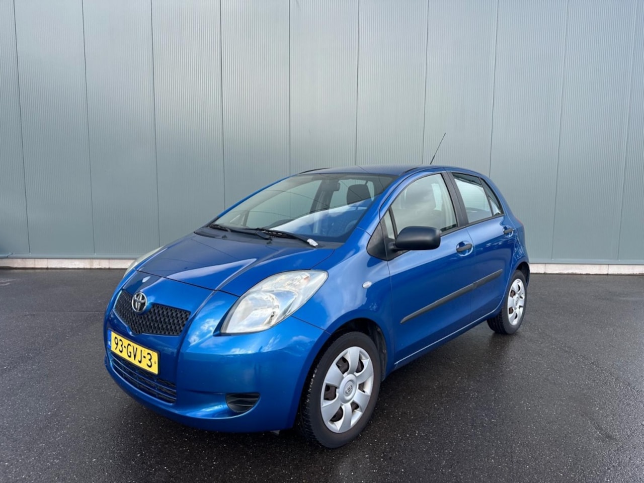 Toyota Yaris - 1.3 VVTi Sol 1.3 VVTi Sol AIRCO ! - AutoWereld.nl