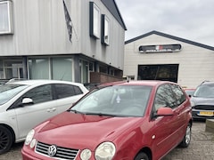 Volkswagen Polo - 1.4-16V Highline Airco Keurig nette en goed rijdende 3 deurs Polo 21-12-2026