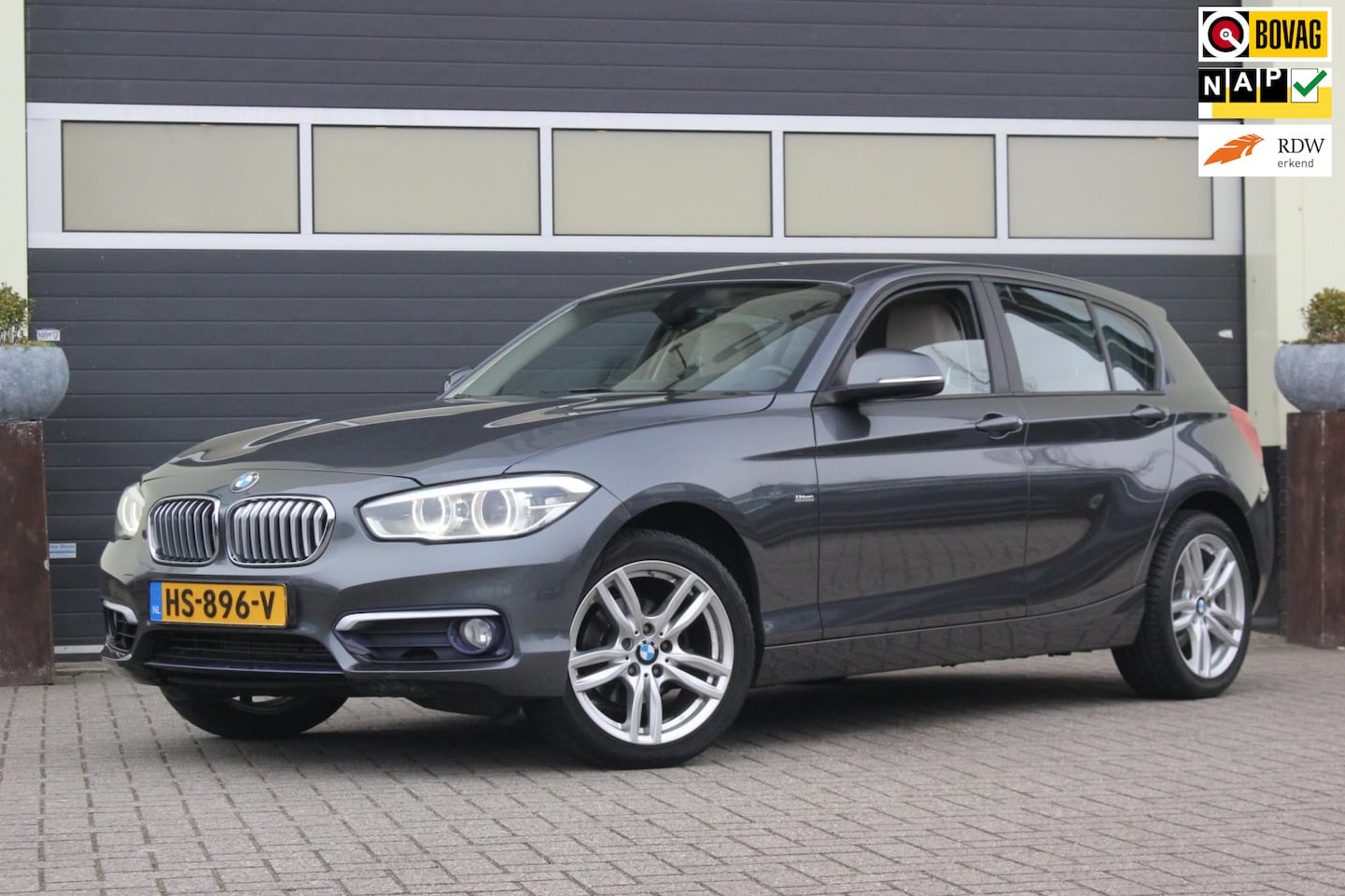 BMW 1-serie - 118i Centennial High Executive | Leer | Camera | - AutoWereld.nl