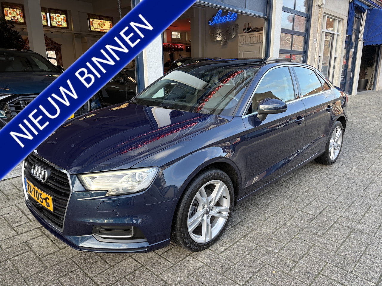 Audi A3 Limousine - 35 TFSI CoD Design NL AUTO/PANORAMA - AutoWereld.nl