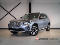 BMW X3 - XDrive30e | Panorama | Trekhaak | Laser | Head-Up | Camera | Keyless |