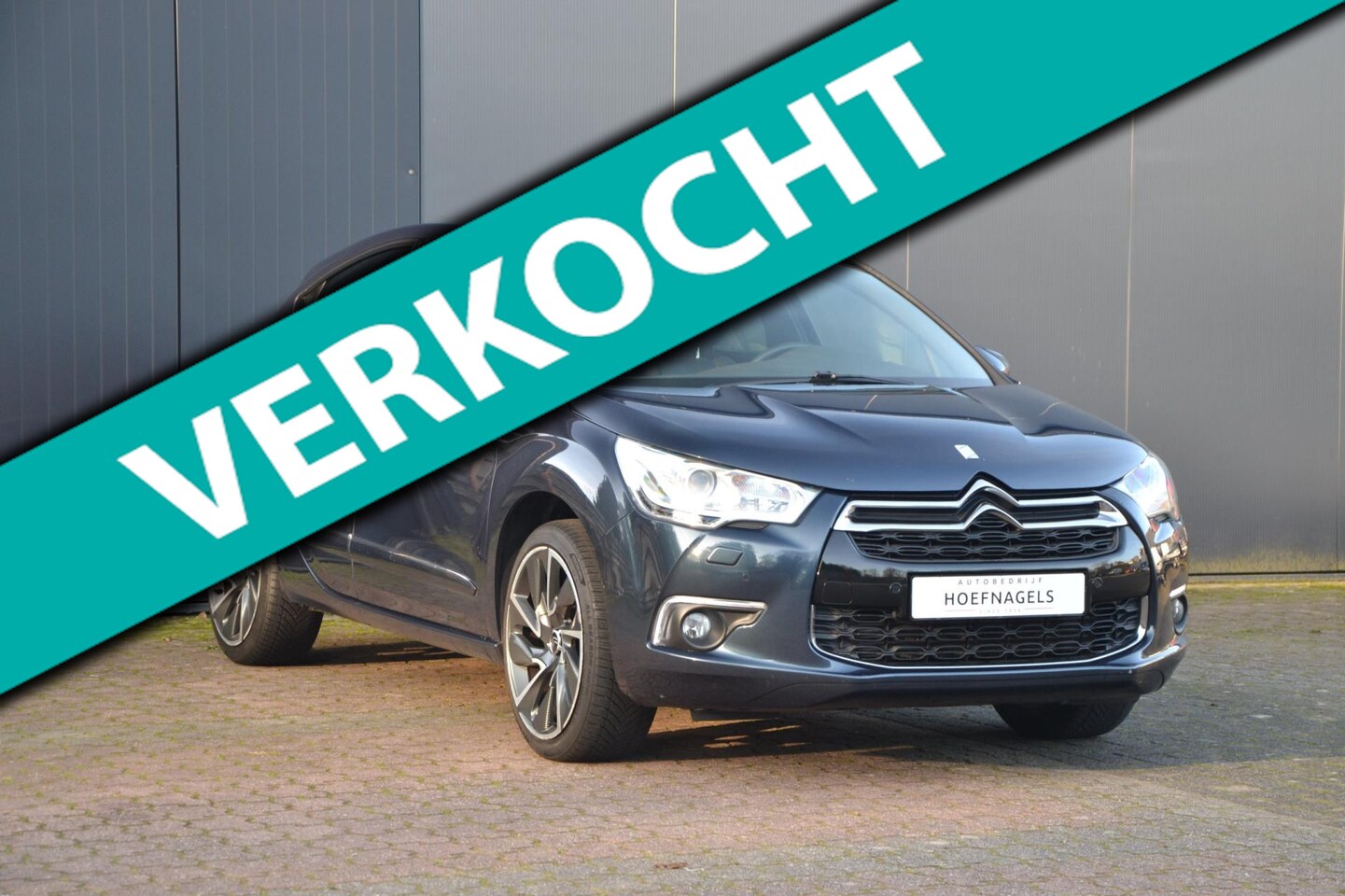 Citroën DS4 - 1.6 THP Sport Chic * 200 pk * Xenon / Led * Navigatie * Leder * Denon HiFi * 19'' - AutoWereld.nl