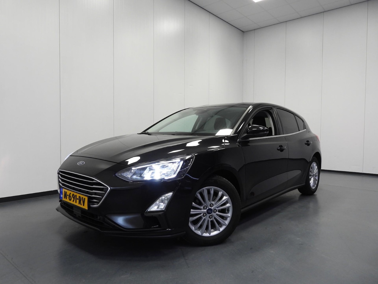 Ford Focus - 1.0 EcoBoost Titanium X Business NAVI/CAMERA/LED/VIRTUAL/16"LMV! - AutoWereld.nl