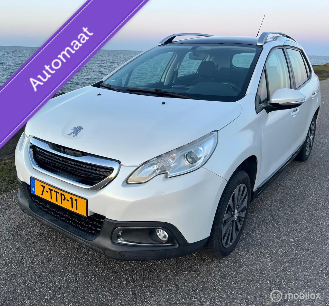 Peugeot 2008 - 1.2 VTi Active Pack Premium 1.2 VTi Active Pack Premium - AutoWereld.nl