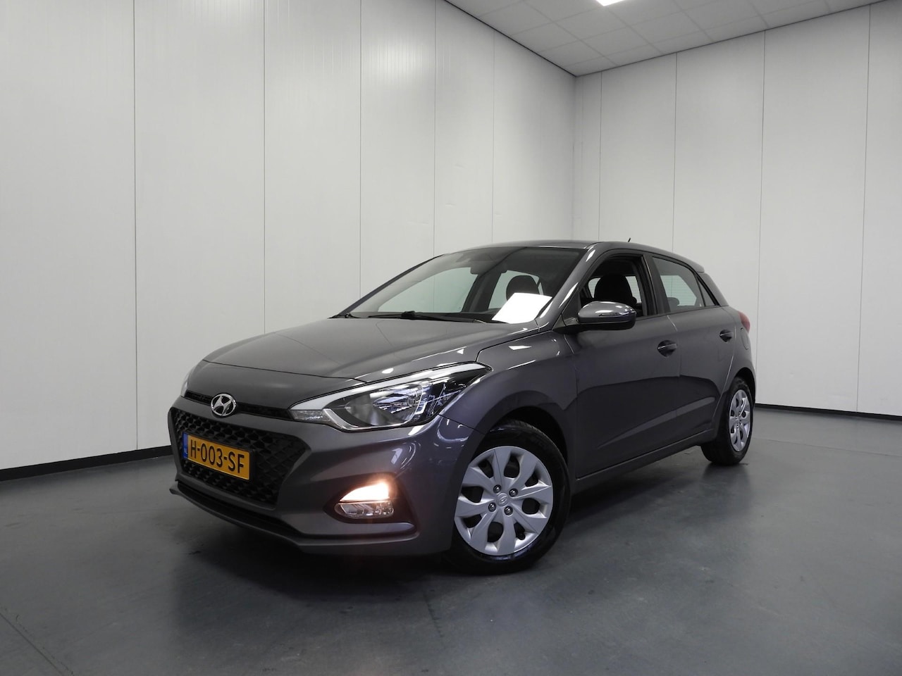 Hyundai i20 - 1.0 T-GDI 100PK i-Motion AIRCO/BLUETOOTH! - AutoWereld.nl