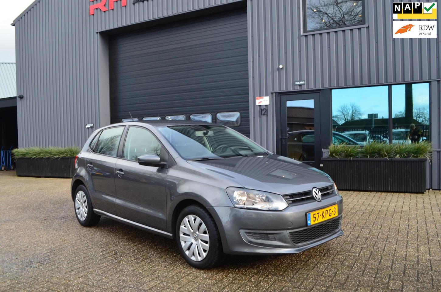 Volkswagen Polo - 1.4-16V Comfortline | Trekhaak | Airco | Elek pakket - AutoWereld.nl